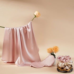 Sillo blush pink silk pillowcase gift set with washbag perfect mothers day gift