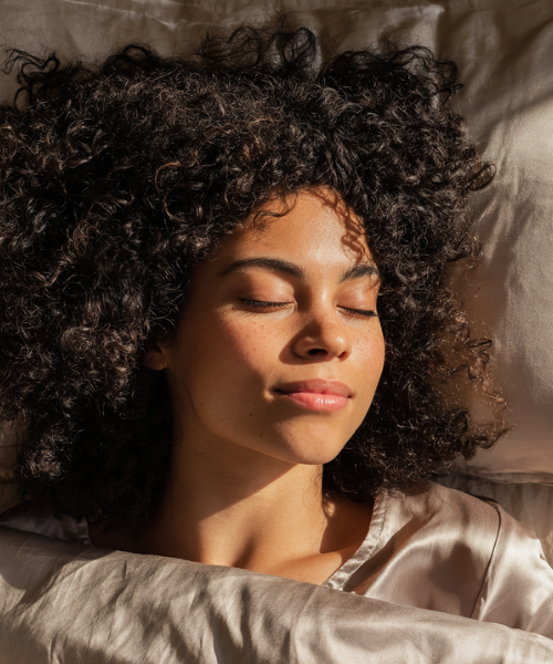 Woman who made the switch to Sillo silk pillowcase a 6A-grade 22 Momme mulberry silk pillowcase that reduces frizz, prevents breakage, and locks in hair moisture for smoother, stronger, and healthier-looking hair