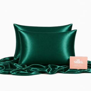 Sillo Emerald Green Silk Pillowcase 2 Pack Anti-Acne, Includes 2 Silk Pillowcases and Sillo Care Washbag, Reduces Hair Frizz and Breakage, 22-Momme Grade 6A Organic Mulberry Silk Woven with Silver Ions