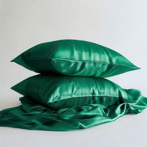 Sillo emerald green silk pillowcase for skin hydration 2 pack 22 momme mulberry silk antibacterial