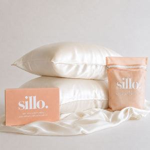 Sillo Ivory White Silk Pillowcase 2 Pack — Anti-Acne, Reduces Hair Frizz and Breakage, 22-Momme Grade 6A Organic Mulberry Silk Woven with Silver Ions, Gift set Includes 2 Silk Pillowcases and Sillo Care Washbag