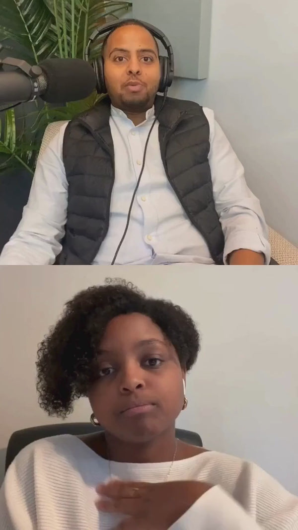 Arin first night sleep with Sillo silk pillowcases and the hair care benefits for frizz prone hair 