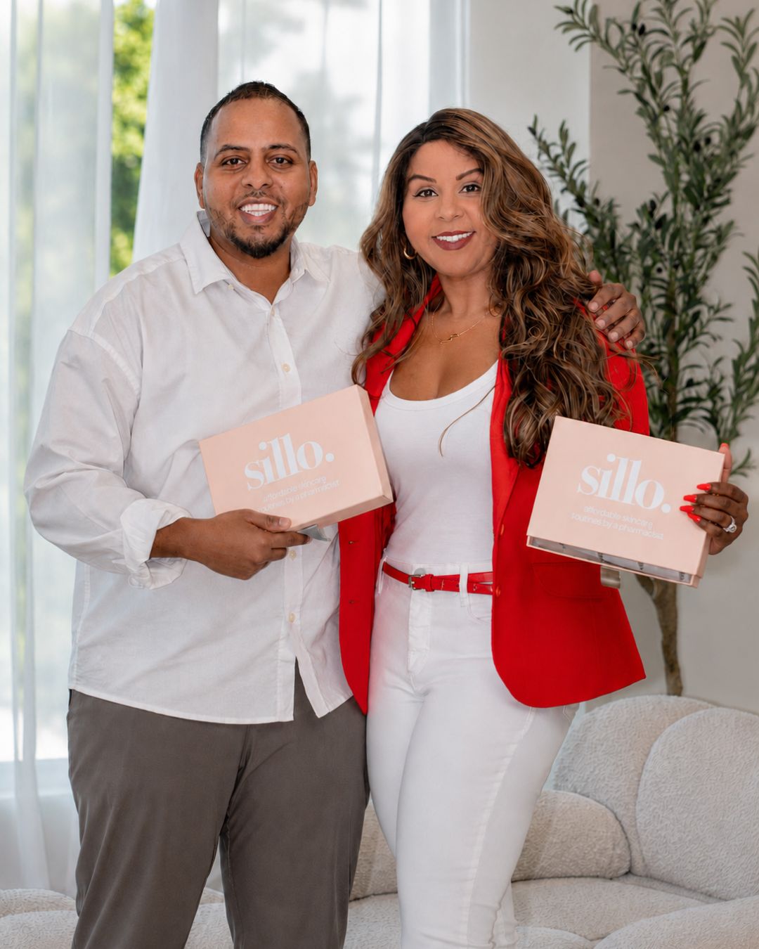 Sillo founders with silk pillowcase gift sets for acne-prone skin and frizzy hair